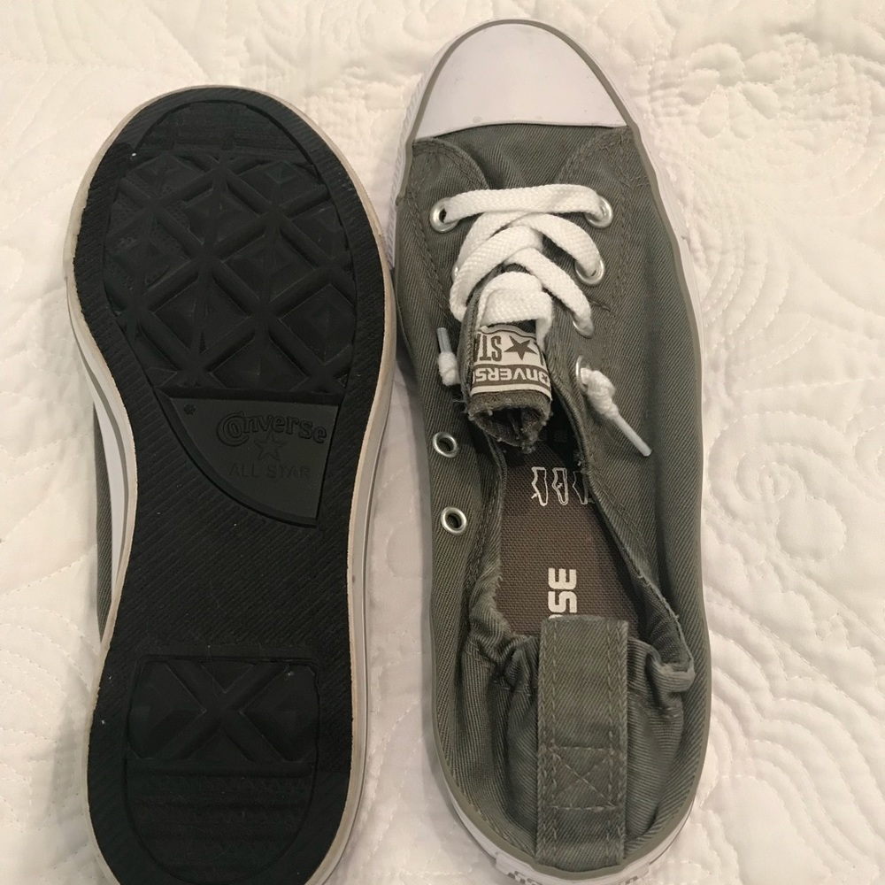 Womens converse all star size 9